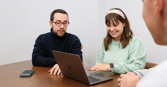 HRIS Integration vs. Best-of-Breed Solutions: Why Specialized Software Might Be the Smarter Choice