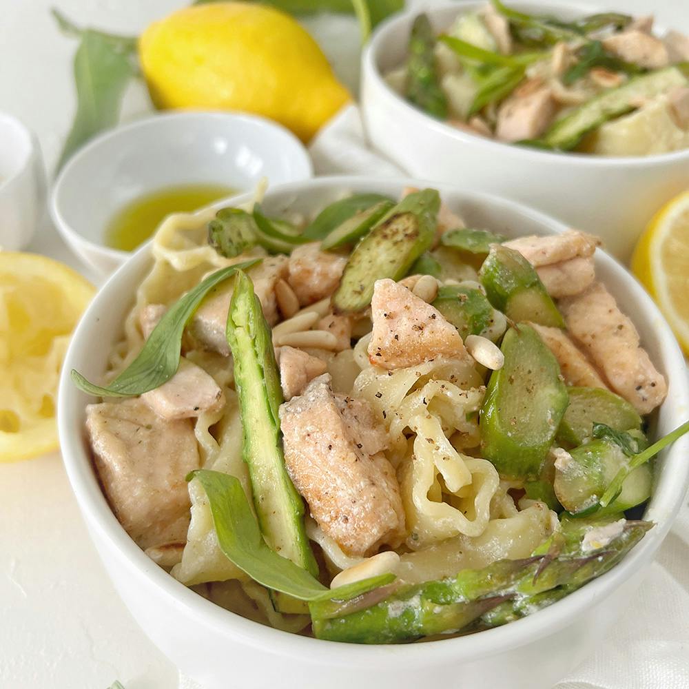 Pasta asparagi e salmone – Ricetta primaverile leggera