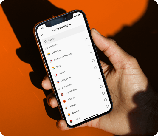 phone screen of theÉcran du téléphone avec l'application Ria Ria app